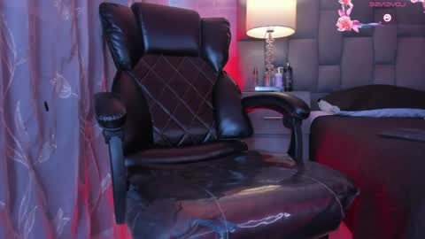 Snapshot of alicestevens_ chatting on May 2026 01:40:01 PM Alicestevens online show from May 2026 01:40:01 PM