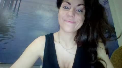 Snapshot of alicetailorrr chatting on July 2026 09:18:01 PM AliceTailorrr online show from July 2026 09:18:01 PM