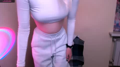 Snapshot of alicexooo_ chatting on February 2026 09:21:02 AM Alice online show from February 2026 09:21:02 AM