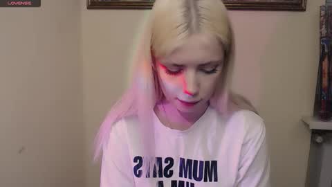 Snapshot of alicexooo_ chatting on March 2026 08:31:01 AM Alice online show from March 2026 08:31:01 AM