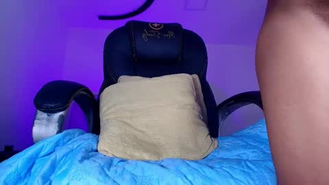 Alicia Kyse  online show from April 2026 01:12:02 AM