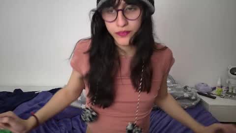 Alice online show from February 2025 02:44:02 AM