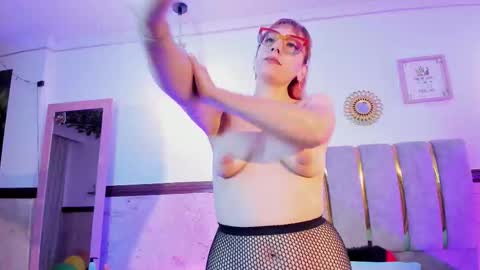  Alicia  online show from November 2025 11:53:01 AM