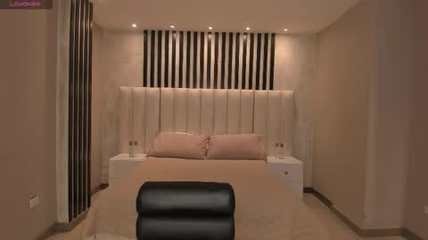 alinakravitz_ online show from March 2026 05:52:02 PM