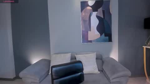 alinakravitz_ online show from March 2026 11:58:01 AM