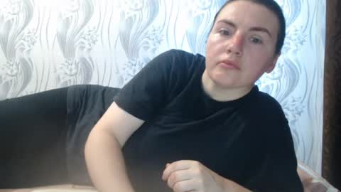 Snapshot of alinaxjames chatting on June 2026 07:58:01 AM AlinaxJames online show from June 2026 07:58:01 AM