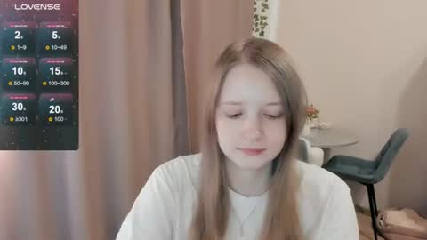 Snapshot of alisha_ley chatting on June 2026 12:47:02 PM Alya online show from June 2026 12:47:02 PM