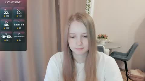 Snapshot of alisha_ley chatting on June 2026 02:54:01 PM Alya online show from June 2026 02:54:01 PM
