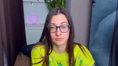 Snapshot of alishamurray chatting on December 2024 02:11:01 PM Alina online show from December 2024 02:11:01 PM