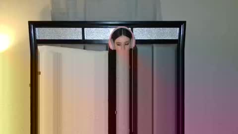 Alison Fields online show from May 2026 02:50:01 AM