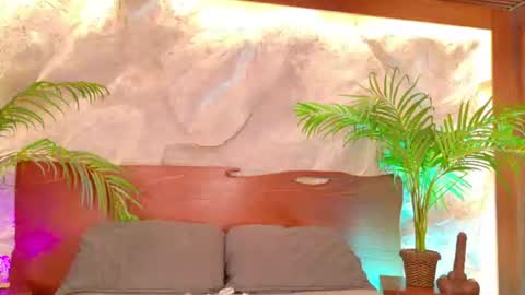 Snapshot of alisoon_moon chatting on July 2026 10:23:01 PM Alison Moon online show from July 2026 10:23:01 PM
