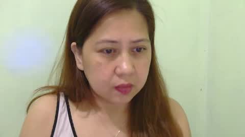 alissalove18 online show from December 2024 08:09:01 AM