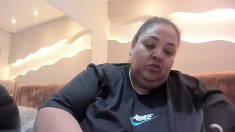Alisson online show from June 2026 11:36:02 AM