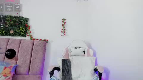 Alisson online show from June 2026 11:35:01 PM