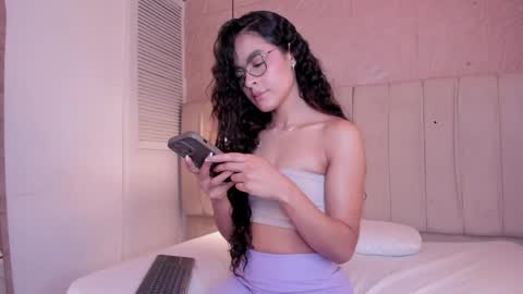 Snapshot of alizza_ chatting on June 2026 11:49:02 AM alizza_ online show from June 2026 11:49:02 AM