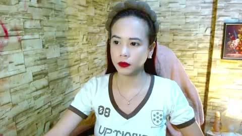Lavinia  online show from June 2026 11:36:02 PM