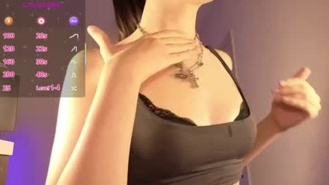 Snapshot of allgloryforloryy chatting on June 2026 08:57:02 PM Lory Glory online show from June 2026 08:57:02 PM