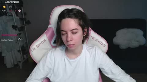 alice online show from April 2026 12:33:01 AM