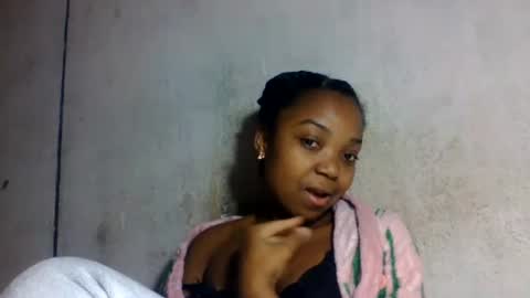 allizida01 online show from June 2026 06:54:01 PM