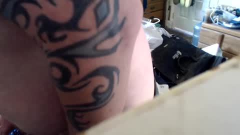 allwolf0323 online show from February 2026 08:08:02 PM