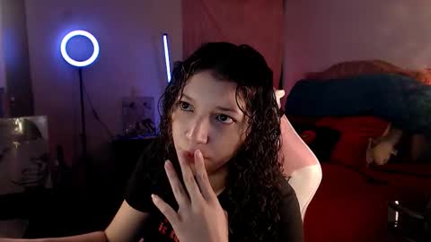 Snapshot of ally_donfort chatting on January 2026 10:37:02 PM Ally online show from January 2026 10:37:02 PM