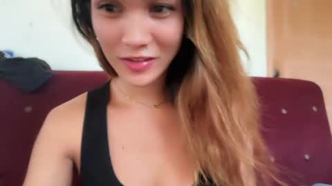 larah online show from April 2026 03:08:02 AM