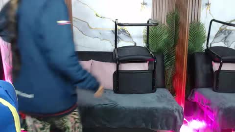 alonddra_tay online show from April 2026 11:35:01 AM