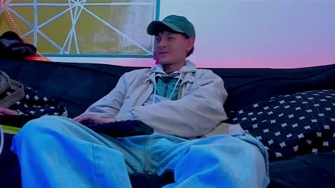 Dioniso online show from April 2026 09:01:02 PM