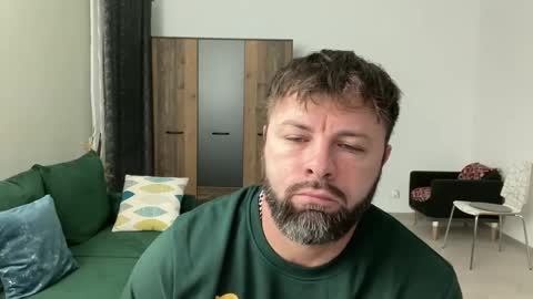 Jhonny online show from December 2024 03:58:02 AM