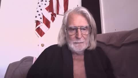 AlphaUniform online show from March 2026 03:40:01 PM