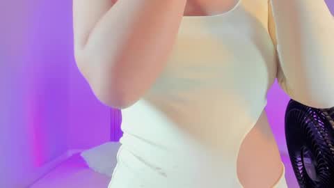 Aly online show from April 2026 01:41:02 PM