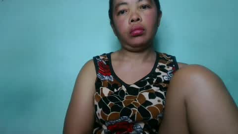 Snapshot of alypierette chatting on June 2026 04:04:02 AM alypierette online show from June 2026 04:04:02 AM
