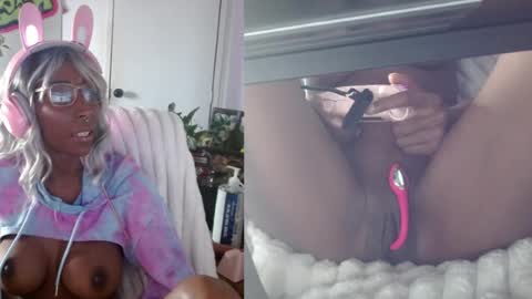 Snapshot of alys_at_college chatting on July 2026 12:55:01 PM Sweet Alys online show from July 2026 12:55:01 PM