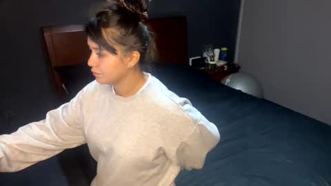 alyssia wolds online show from September 2025 12:54:02 AM