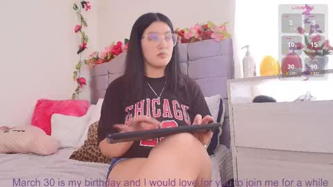 Isabella online show from March 2026 08:09:01 PM