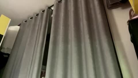 Adele online show from April 2026 08:57:02 PM