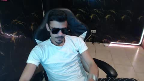 Snapshot of amand_sex chatting on May 2026 04:07:01 AM amand_sex online show from May 2026 04:07:01 AM
