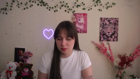 Snapshot of amanda_bright_ chatting on June 2026 10:05:02 AM amanda_bright_ online show from June 2026 10:05:02 AM