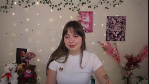 Snapshot of amanda_bright_ chatting on July 2026 06:05:01 AM amanda_bright_ online show from July 2026 06:05:01 AM