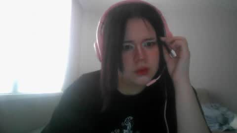 Snapshot of amanda_mia chatting on April 2026 09:10:01 AM amanda_mia online show from April 2026 09:10:01 AM