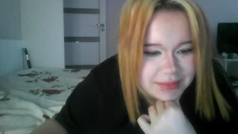 amanda_mia online show from June 2026 04:22:02 PM