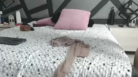 Snapshot of amanda_ramirez chatting on June 2026 12:07:01 PM amanda_ramirez online show from June 2026 12:07:01 PM