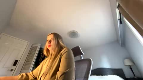 Amanda online show from May 2026 02:09:02 AM