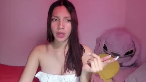 Snapshot of amara_22_ chatting on March 2025 04:50:02 AM Liz online show from March 2025 04:50:02 AM