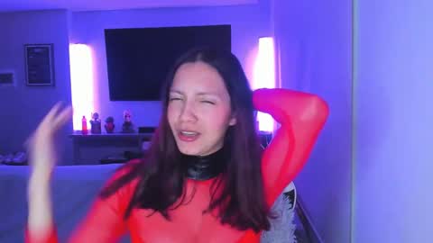 Snapshot of amara_22_ chatting on September 2025 04:40:02 AM Liz online show from September 2025 04:40:02 AM