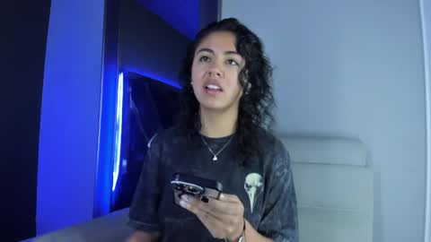 Emily online show from March 2026 09:20:01 AM