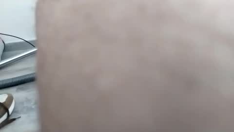 Snapshot of amatuercouple668922 chatting on February 2025 06:51:01 AM Petruss s Csabesztoo online show from February 2025 06:51:01 AM