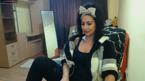 Amazinerika online show from December 2024 07:58:02 AM