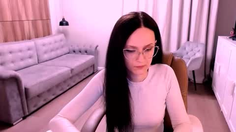 Izza online show from March 2026 12:50:02 PM