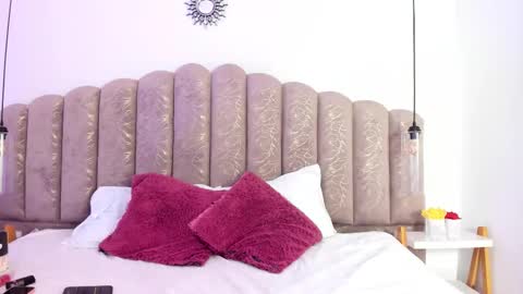 ambar85 online show from December 2025 03:14:02 AM